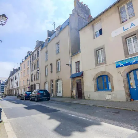 Dauphine By Interhome Saint-Malo